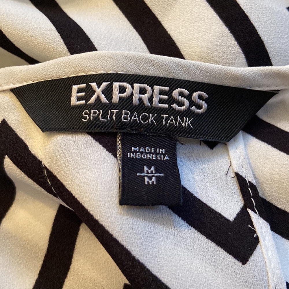 Express split back tank - Picture 8 of 10